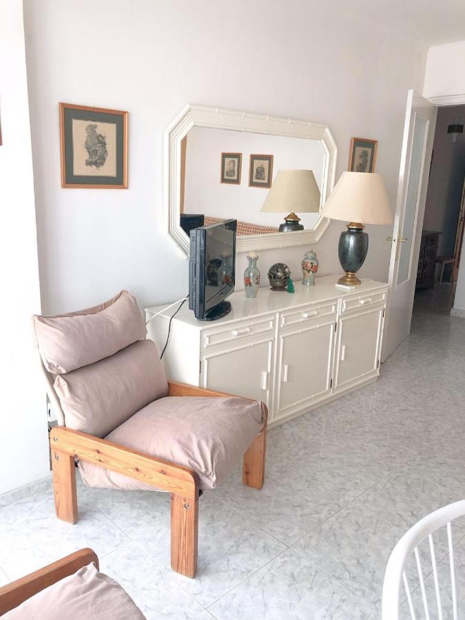 Mari Village Apartamento Luminoso,A 2 Minutos De La Playa سالو المظهر الخارجي الصورة