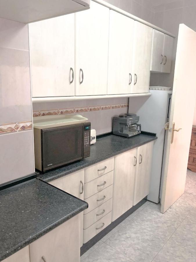 Mari Village Apartamento Luminoso,A 2 Minutos De La Playa سالو المظهر الخارجي الصورة